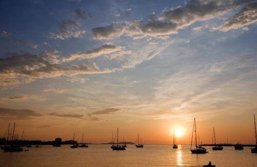 Sant Antoni de Portmany Apartamento | Sol Bahía Ibiza Suites