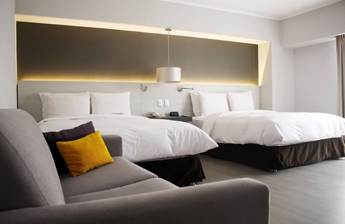 Petit Jean Ocharán Hotel | Sol de Oro Hotel & Suites