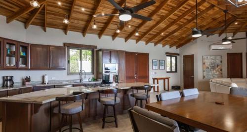El Ocotal Casa | Sol Del Mar Oceanview Casita With Infinity Pool