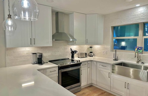 Port St. Joe Casa | Sol Y Luna, 650 feet of Gulf Views! Sunsets over the water!