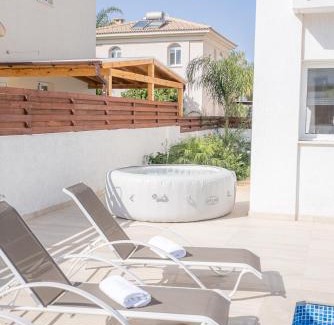 Kapparis Villa | Sol Y Mar 2 Villa w Pool & Jacuzzi