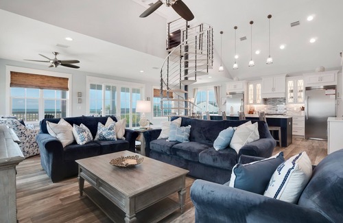 Bay County Casa | Sol-Y-Mar: Stunning New Build Sugar Sands Home: Sleeps 10, Pet Friendly!