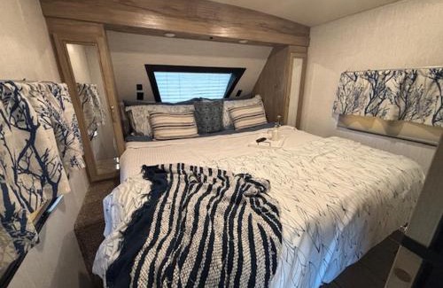 Round Top Casa | Solaire