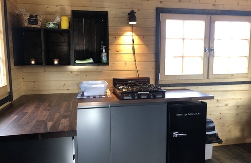 Manitoba Cabina | Solar off-grid with outdoor Pool, Sauna & cross-country ski trails