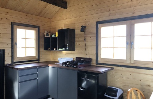 Manitoba Cabina | Solar off-grid with outdoor Pool, Sauna & cross-country ski trails