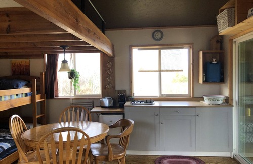 Manitoba Cabina | Solar off-grid with outdoor Pool, Sauna & cross-country ski trails