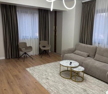 Ramnicu Valcea Apartamento | Sole Central Apartment