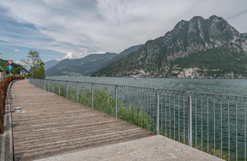 Zorzino Apartamento | Sole E Lago - Iseo View - by HOST4U