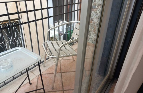 Villagonia Apartamento | Habitación 'Doppia Con Balcone Interno' con balcón, Wi-Fi y aire acondicionado