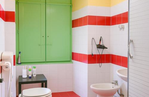 Castelletto Casa | Sole Rosso Pernotto Smart a Genova Porto