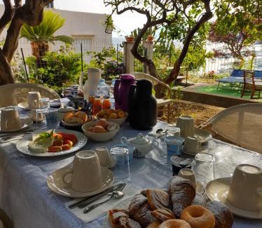 Marina Grande Cama Y Desayuno | Soleluna