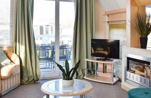 Cowes Casa | Solent Village 13-Uk44072