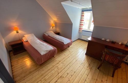 Lyngseidet Casa | Solhov, Castle of the Lyngen Alps