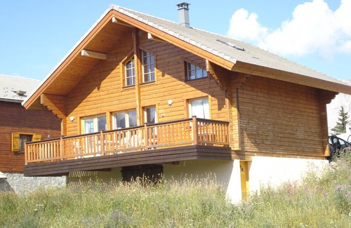 La Joue du Loup Chalet De Esquí | Chalet familiar de madera maciza con todas las comodidades, magnífica vista, spa O'dycea a 5 minutos