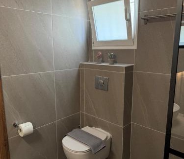 Nea Peramos Apartamento | Solmera