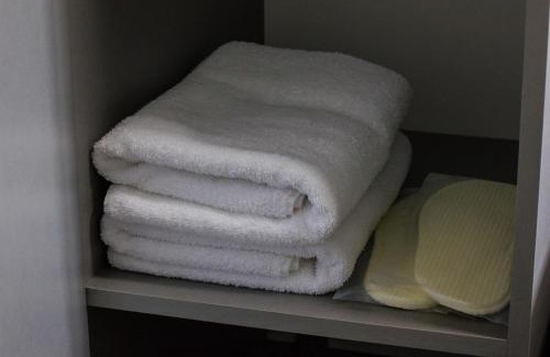 Pozniaky Apartamento | Solo Apartment Ahmatovoy