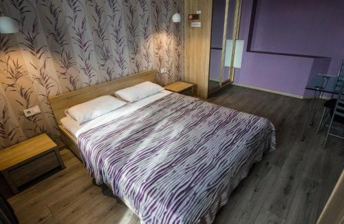 Pozniaky Apartamento | Solo Apartment Dragomanova