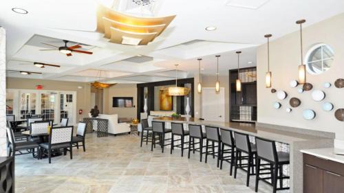 Loughman Complejo | Solterra Resort 11 Bed 9 baths