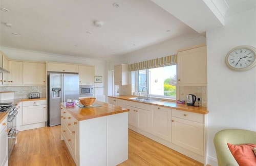 Lyme Regis Casa | SOMERHILL, family friendly, country holiday cottage in Lyme Regis
