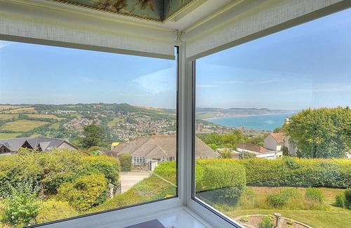 Lyme Regis Casa | SOMERHILL, family friendly, country holiday cottage in Lyme Regis