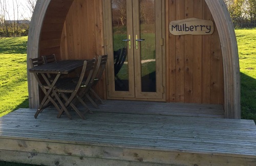 East Huntspill Apartamento | Somerset glamping pod with access to adventure activities.