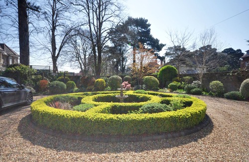 Bournemouth City Centre Cabaña | Somerville Coach House 1