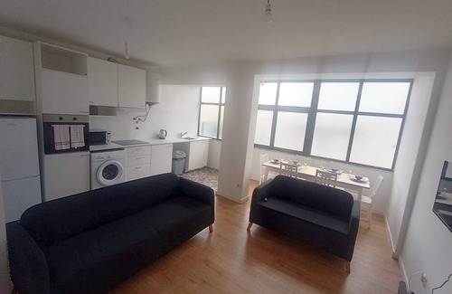 Entroncamento Apartamento | Sommer Apartment