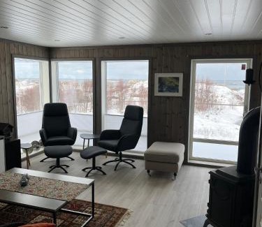 Oksnes Casa | Sommerfjøs Ranchen