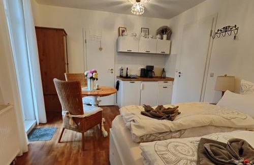 Tribseer Vorstadt Apartamento | Sommerhaus Seidel - mit kostenlosem Parkplatz -