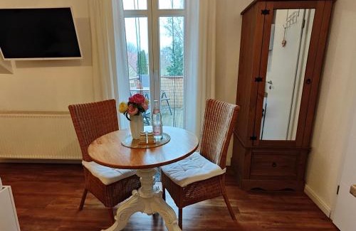 Tribseer Vorstadt Apartamento | Sommerhaus Seidel - mit kostenlosem Parkplatz -