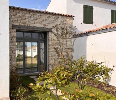 La Couarde-sur-Mer Casa | Somptueuse villa 9 chambres et sa piscine privé - 100 m de la plage