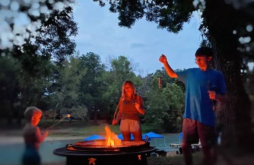 Prairie Lea Casa | Son's Blue River Camp - Glamping Cabin #1