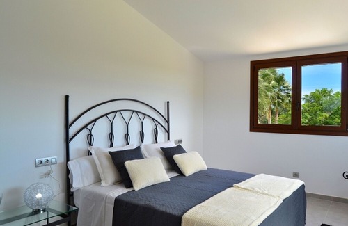 Mallorca Cabaña | Son Sastre - Villa with a fantastic garden,swimming pool and views 024