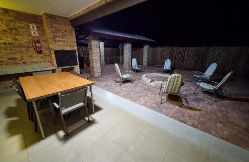 Bela-Bela Chalet De Esquí | Sondela Nature Reserve & Spa Chalets
