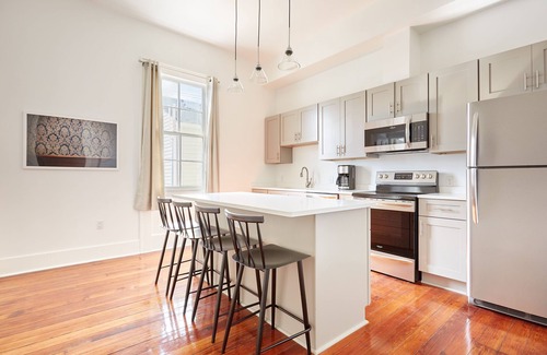 Faubourg Delachaise Apartamento | Sonder at Delachaise Row | One-Bedroom Apartment w/ Balcony