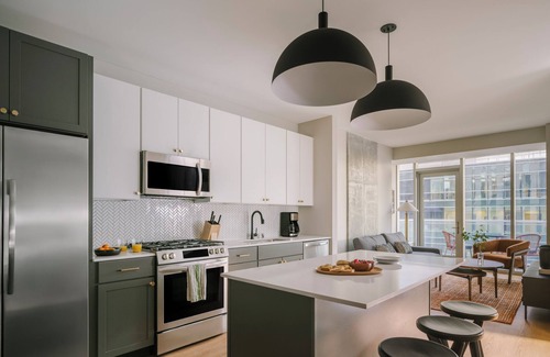 Warehouse District Apartamento | Sonder at North Loop Green | Spacious One-Bedroom Apartment w/ City View