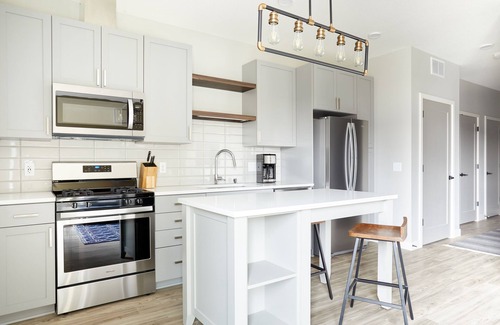Mill District Apartamento | Sonder at Vicinity | One-Bedroom Apartment