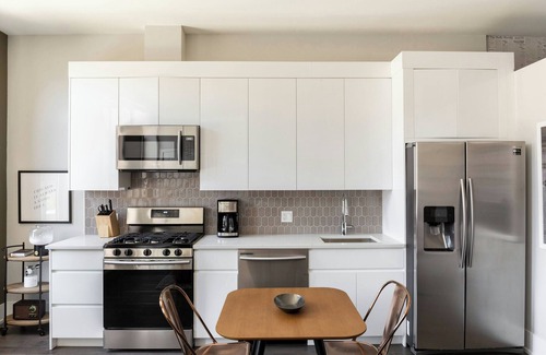West Loop Apartamento | Sonder by Marriott Bonvoy Greektown Apartments