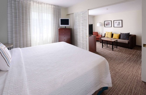 Dallas Hotel | Sonesta ES Suites Dallas Medical Market Center
