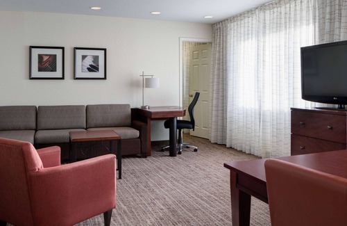Dallas Hotel | Sonesta ES Suites Dallas Medical Market Center