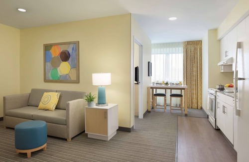 Central Business District Hotel | Sonesta ES Suites New Orleans Downtown
