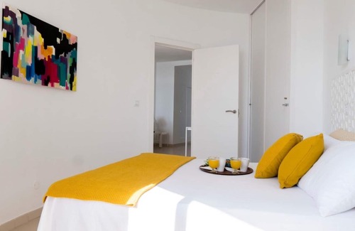 Las Galletas Apartamento | Song of the Sea: ocean balcony stairs to the sea