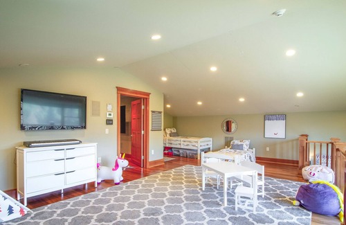 Dorset Casa | Songbird Meadows | Countryside Smart House | Home Theater & Chef’s Kitchen