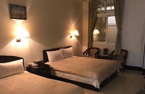 Liugui District Cama Y Desayuno | Songboling Hot Spring Inn