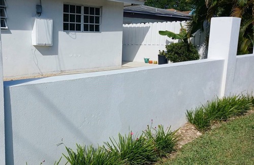 Nassau Apartamento | Sonn Tropic Studio [near BahaMar & Saunders Beach]