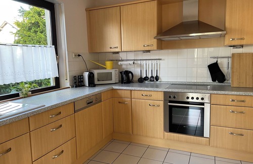 Kaiserslautern Apartamento | Sonne satt in der Nähe der Stadt - FeWo Susi Sonnenschein