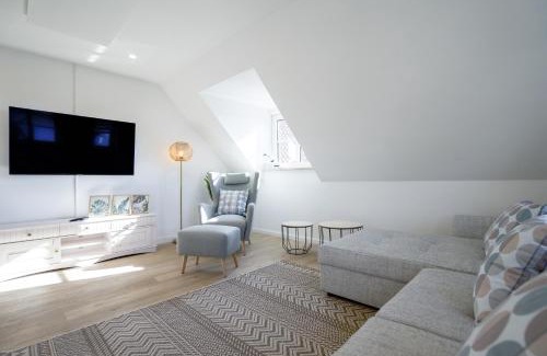 Suederhafen Apartamento | Sonnenglück - Helle und moderne Ferienwohnung am Meer