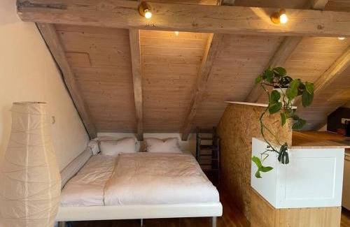 Heroldsberg Apartamento | Sonnige 2-Zimmer Wohnung unterm Dach