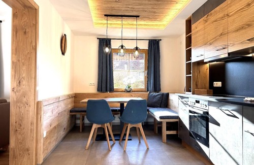 Barnzell Apartamento | Apartamento soleado, decorado con buen gusto en estilo rural bávaro