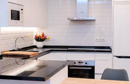 Stadtkern Apartamento | Sonnige und helle Wohnung